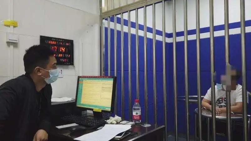 杩滅娑夌綉鐘姜鍏辩瓚缇庡ソ浜虹敓,杩滅娑夐粦娑夋伓