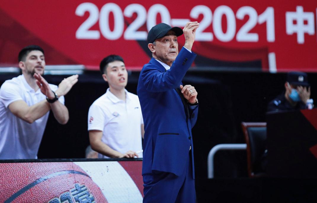 周琦和新疆队合同争议在哪,周琦跟新疆队合同争议点