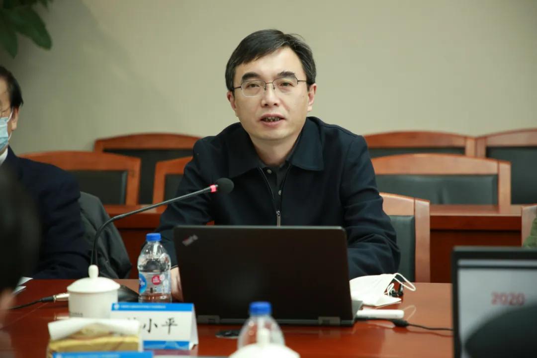 走过极不平凡的路,走过极不平凡的七年