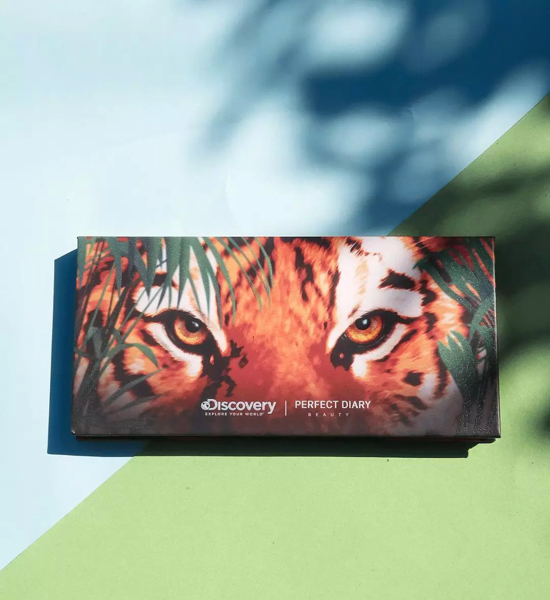 不用代购的平价产品有哪些,超高颜值的国货眼影盘