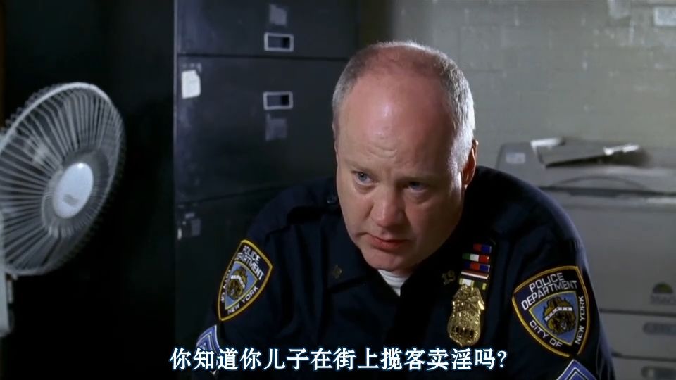 父子也能搞暧昧？这片的反转也太大了吧