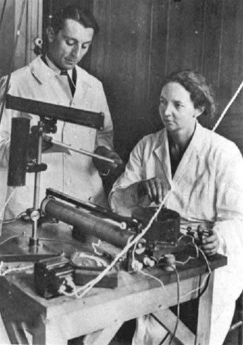 1954年，犹太人把浓缩铀卖给中国，周总理下令：验明真伪