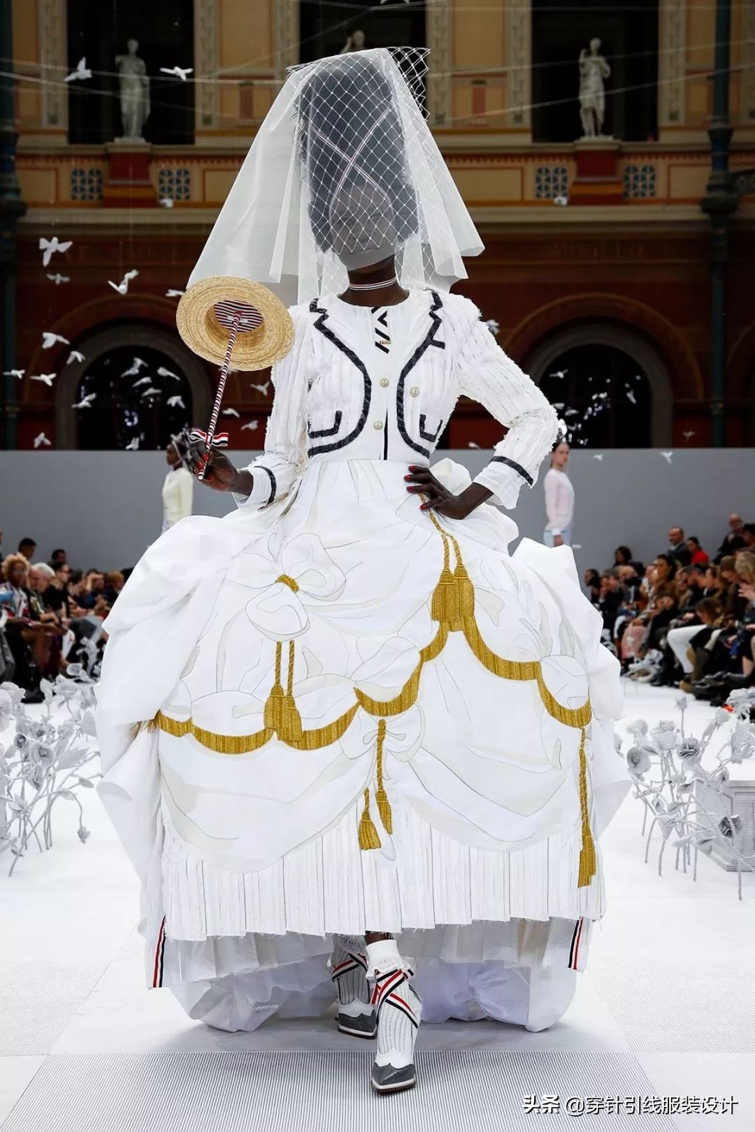 thombrowne西装全身搭配,thombrowne西装上身效果