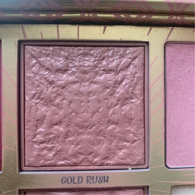 化妆师的化妆包里有什么,化妆师包里必备