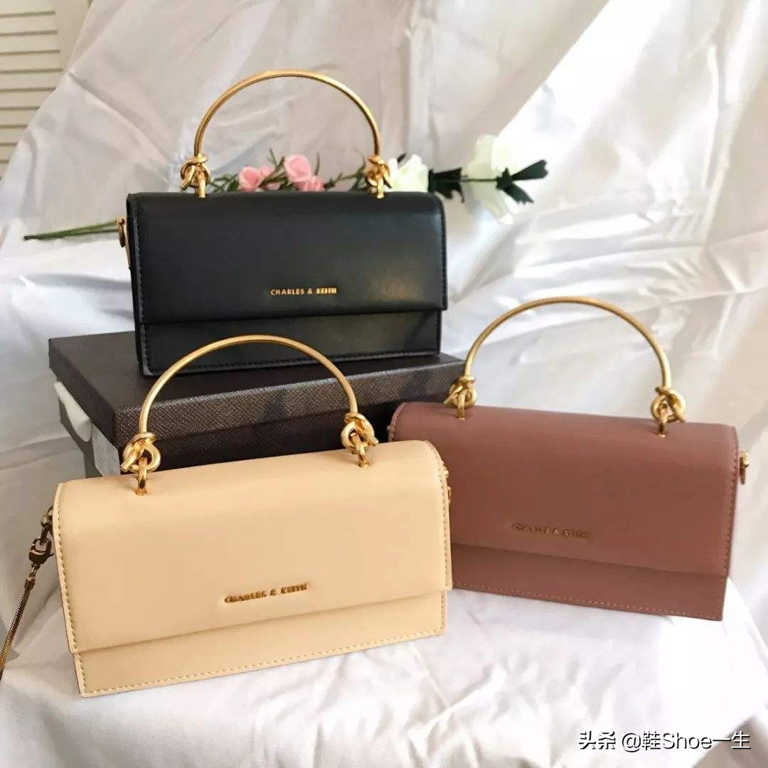 小ck包迪丽热巴同款,迪丽热巴背的迪奥斜挎包