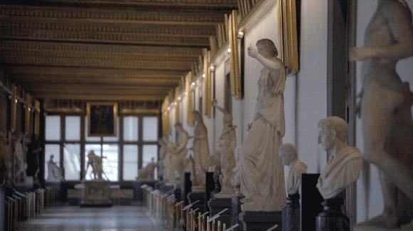 真美女,捐出千亿家产,成就世界顶级博物馆,稀世珍宝对全球开放