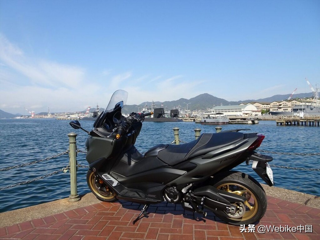 雅马哈踏板tmax300与佛沙300对比,雅马哈tmax900踏板配置价格