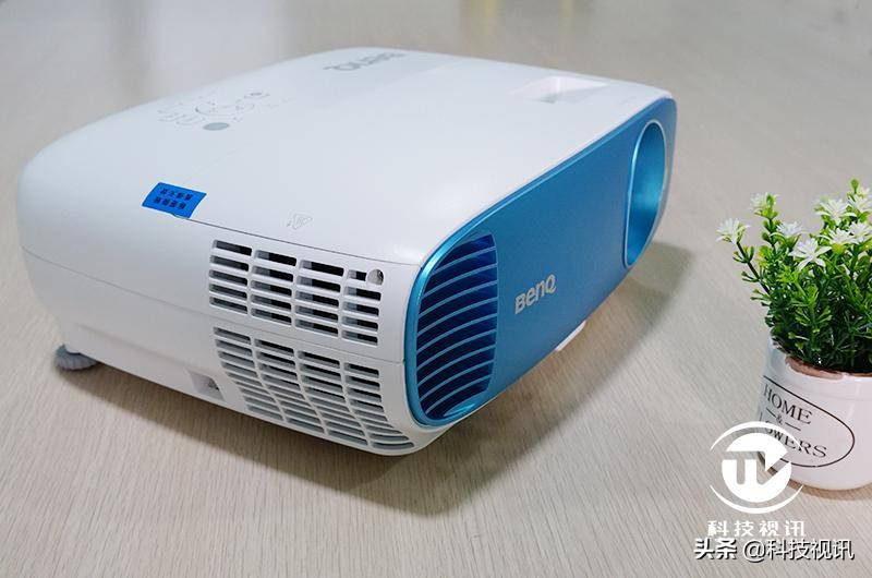 优派px701-4k和明基tk800m哪个好,4k高清投影仪家庭影院