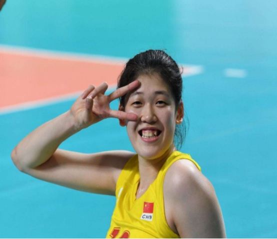 李盈莹父亲工作,李盈莹个人简介父母