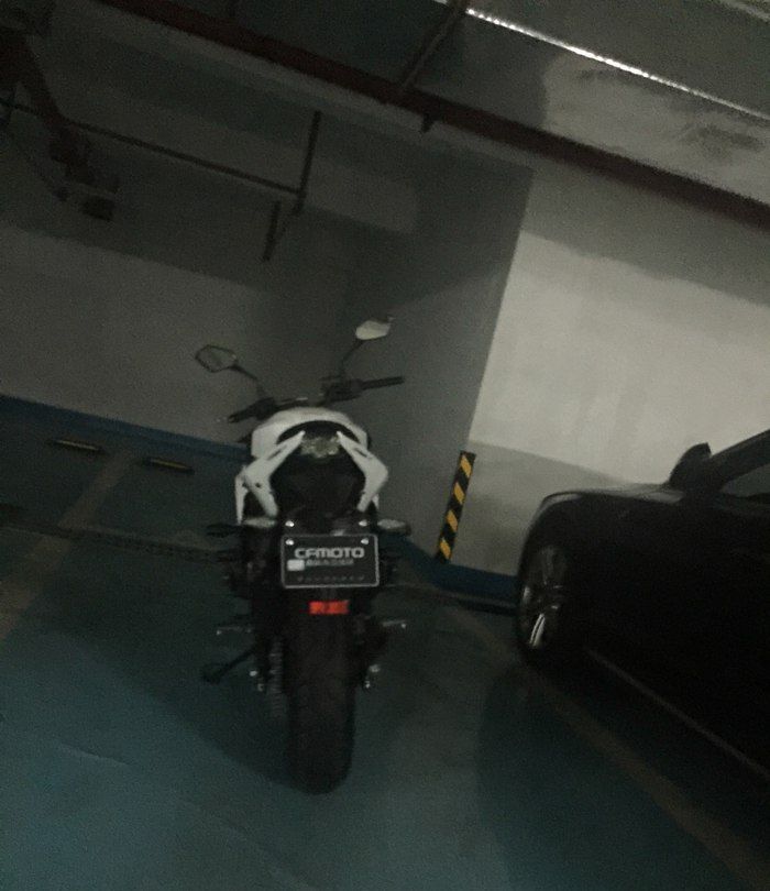 98年小伙提车,98年的小伙来提车