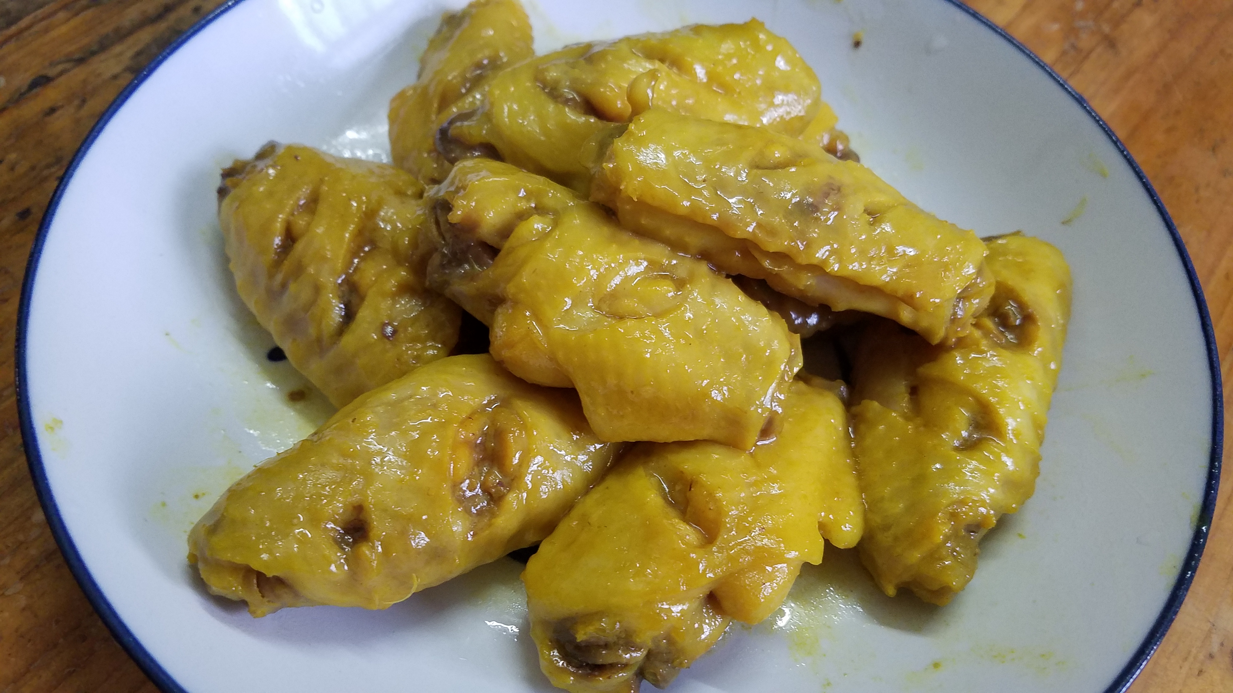 广东正宗盐焗鸡翅成品做法,家常盐焗鸡翅的简单做法