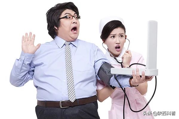 连续打嗝一天怎么办教你一招止嗝,一直打嗝怎么样能止嗝