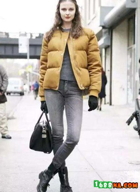 骑士靴搭配什么裤子好看,中筒骑士靴搭什么裤子好看