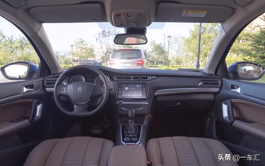 标致408与朗逸哪个更值得购买,标致4082019款离地间隙