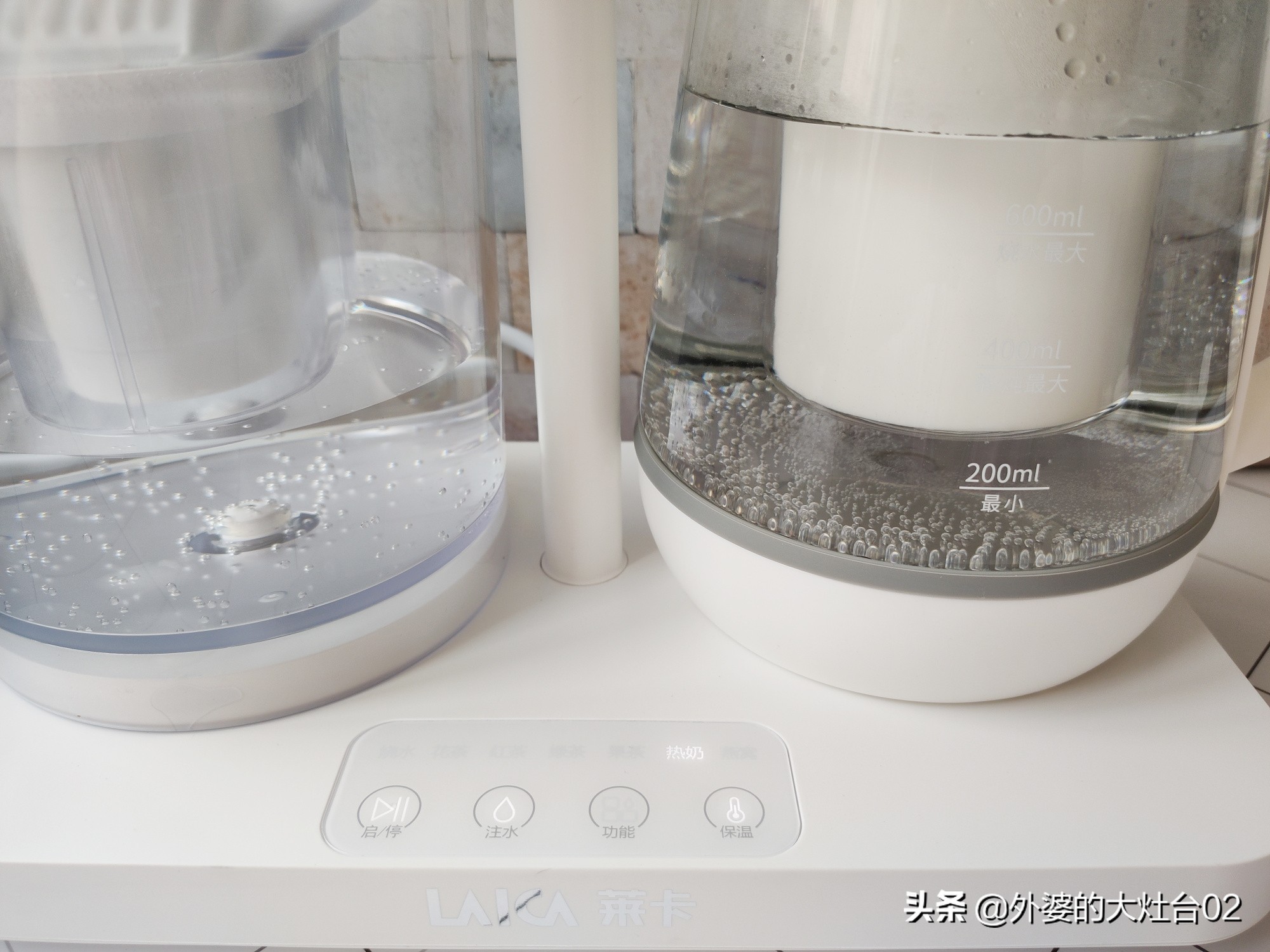 热牛奶溢出来怎么回事,牛奶怎么防止溢出锅