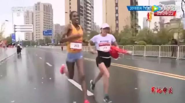 3600字长文收获1400万阅读量,强悍的“采访能力”撑起流量之王丨*今条头日**月度优质长文