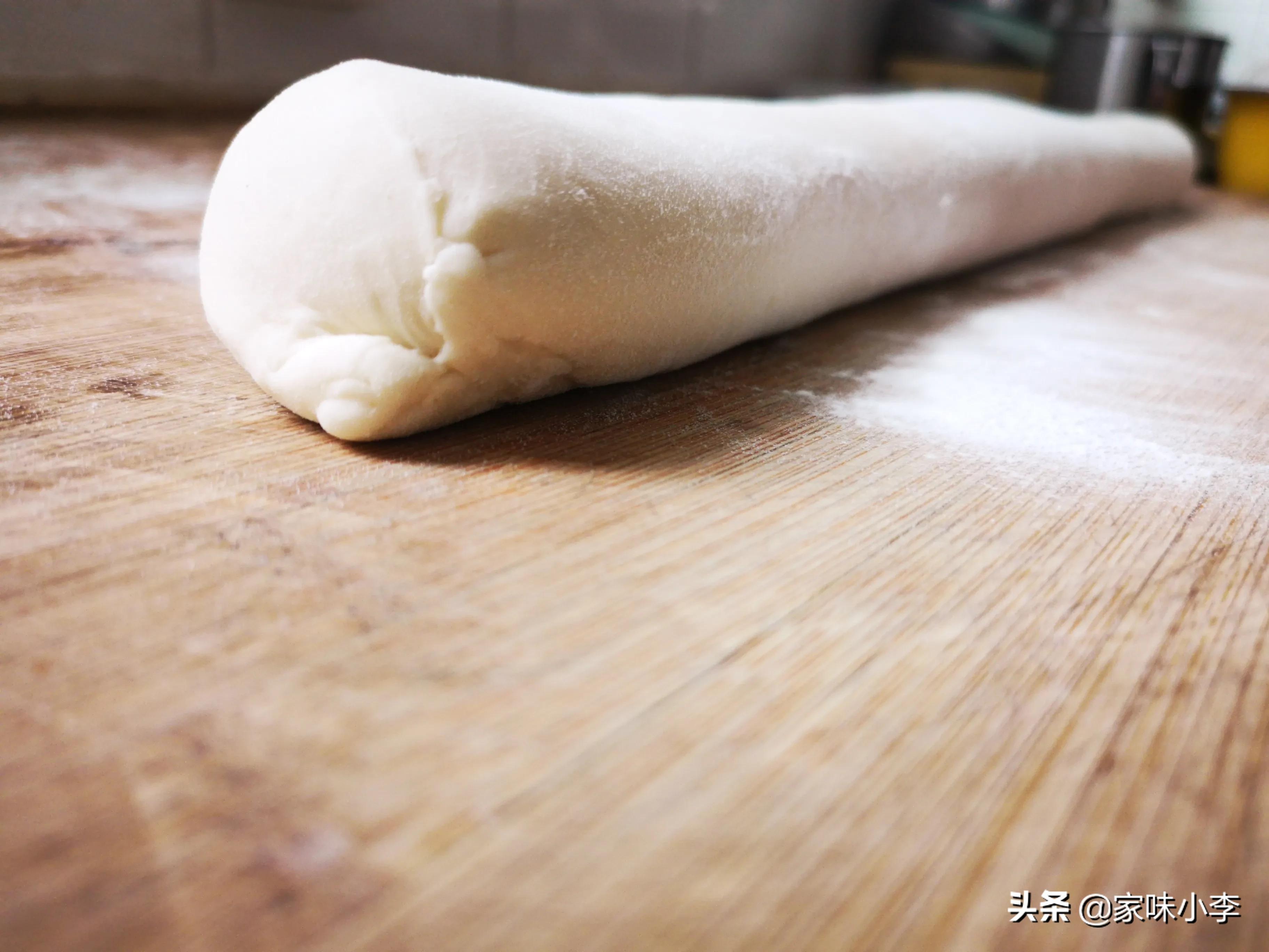 冷冻包子生坯是冷水蒸还是开水蒸,蒸包子时怎么才能让包子蓬松好吃