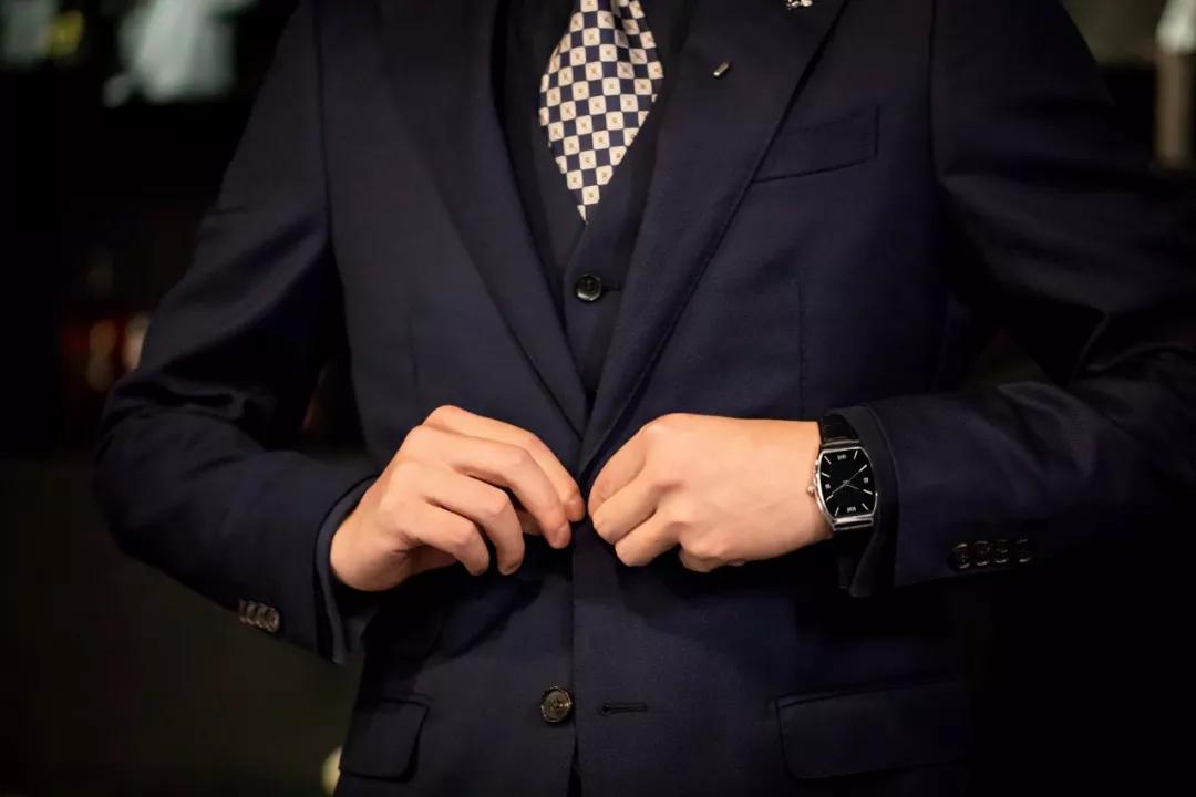 95后深圳打工,95后月入2-3w的工作有啥