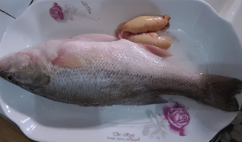 清蒸鱼为什么发甜,清蒸鱼怎么吃才苦