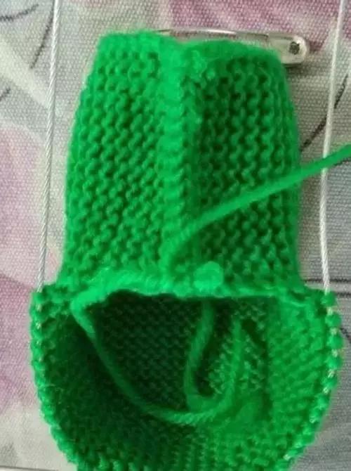 简单婴儿靴子毛线鞋,可爱款钩针宝宝鞋