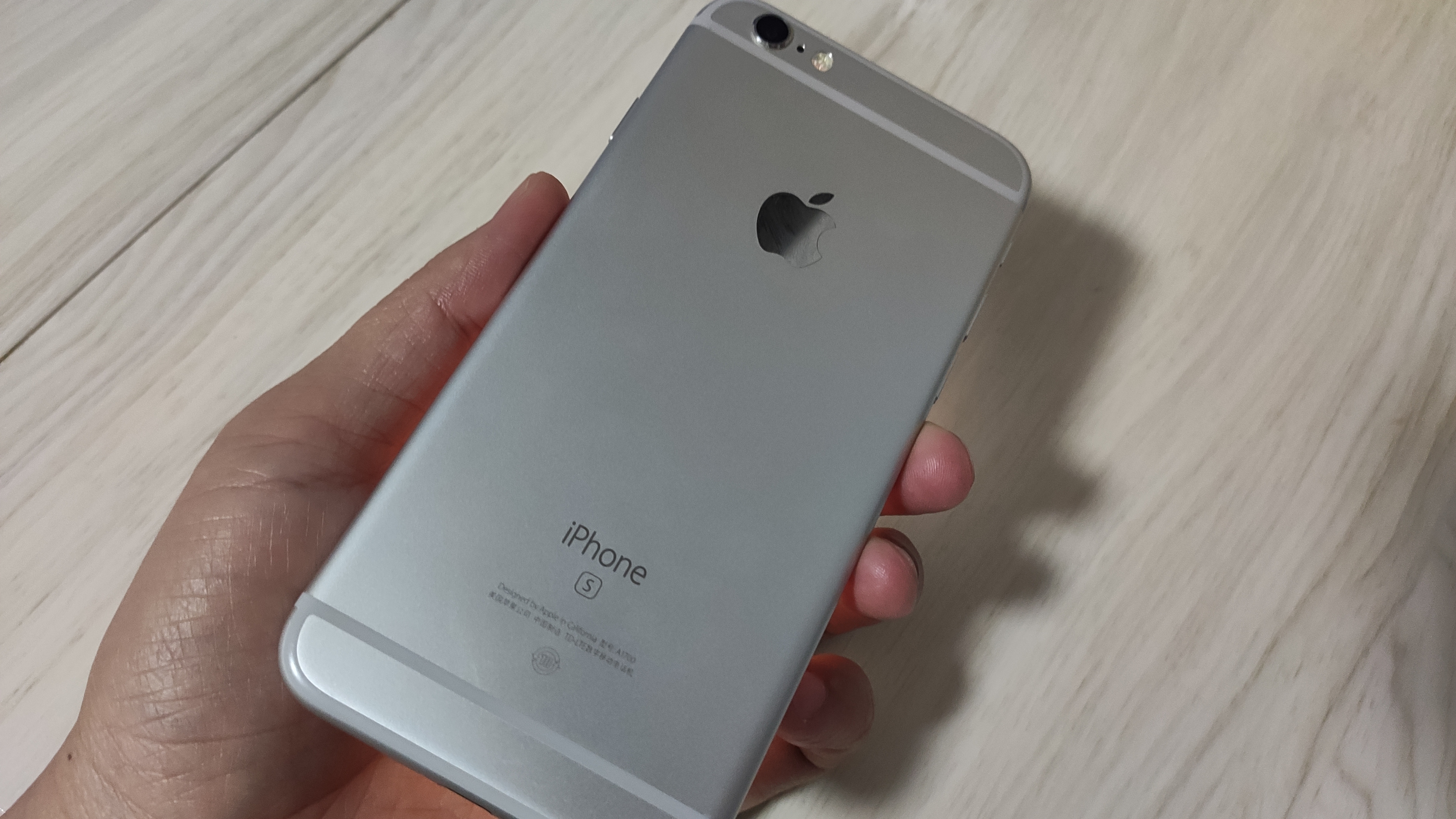 iphone6s入手体验,iphone6s还值得用吗