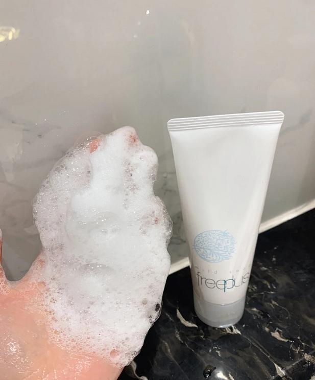 为什么氨基酸洗面奶有味道,为什么氨基酸洗面奶加水杨酸