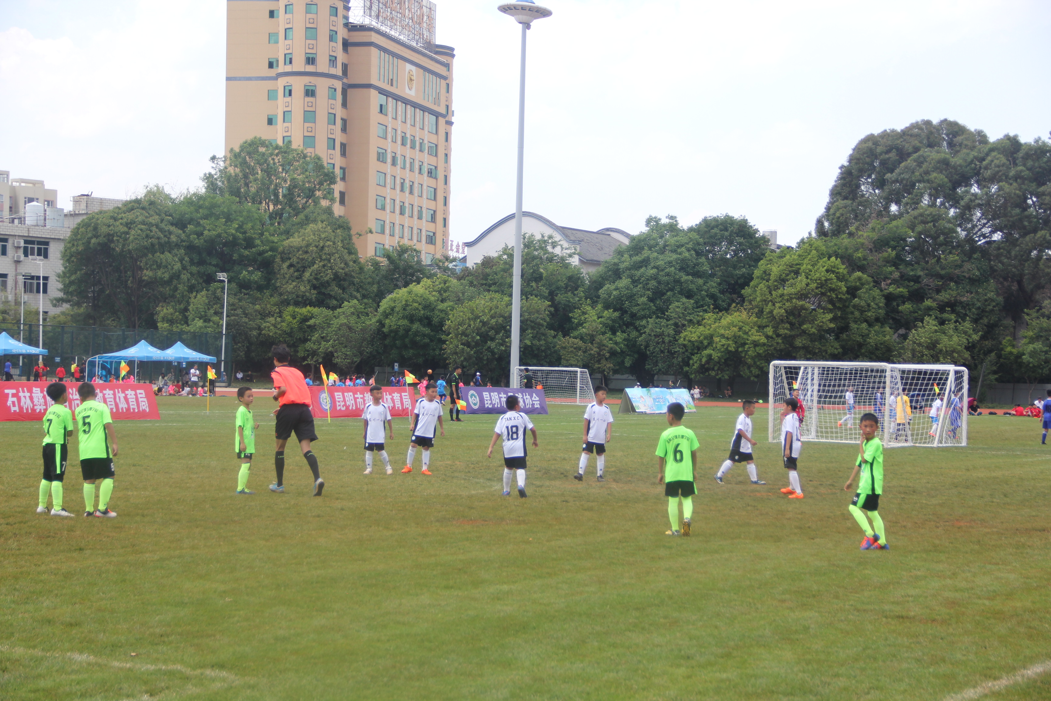 2034杯小学生足球大会昆明赛区,昆明市小学生奋进杯