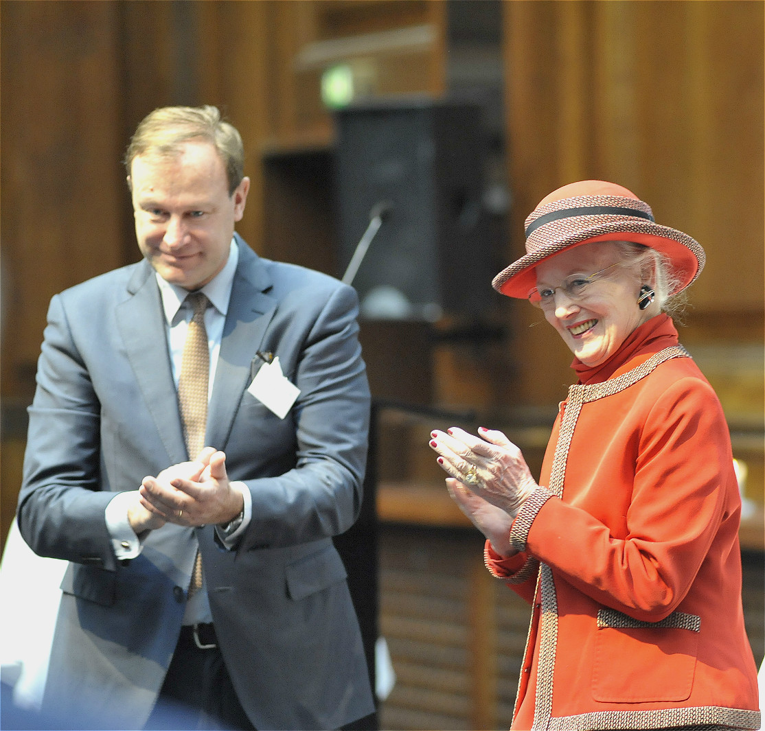 丹麦女王参加典礼,丹麦女王25周年
