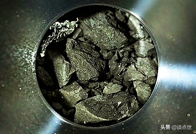 日本带小行星返回地球,日本带回礼物