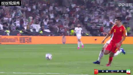 亚洲杯争议判罚,亚洲杯国足0-0塔吉克斯坦争议判罚