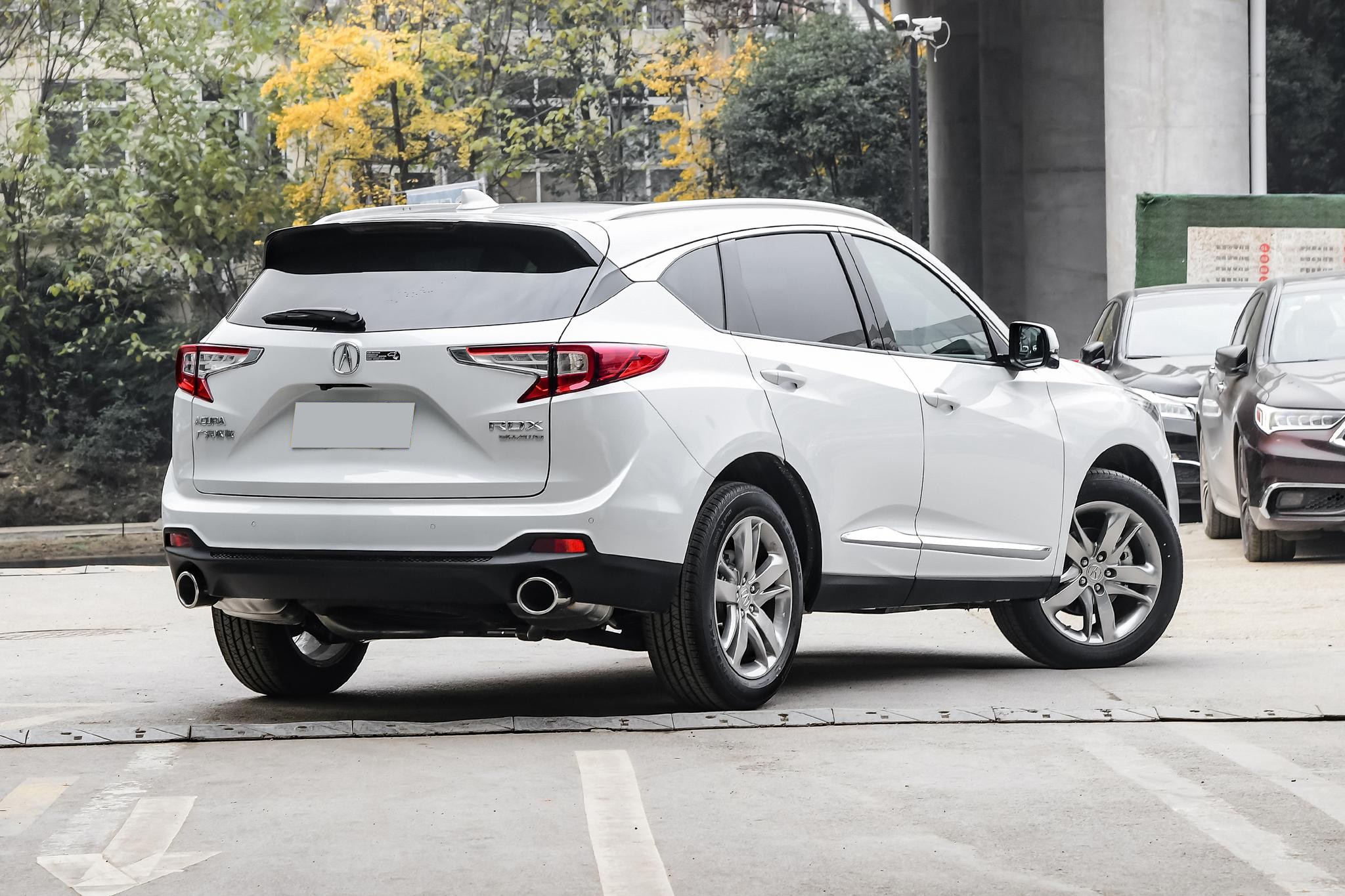 讴歌rdx与本田哪款车同平台,讴歌rdx和本田皓影怎么选