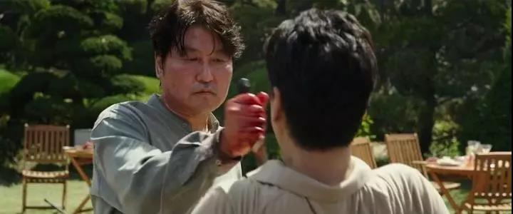 《寄生虫》：奥斯卡之后，我们要为家人做点什么