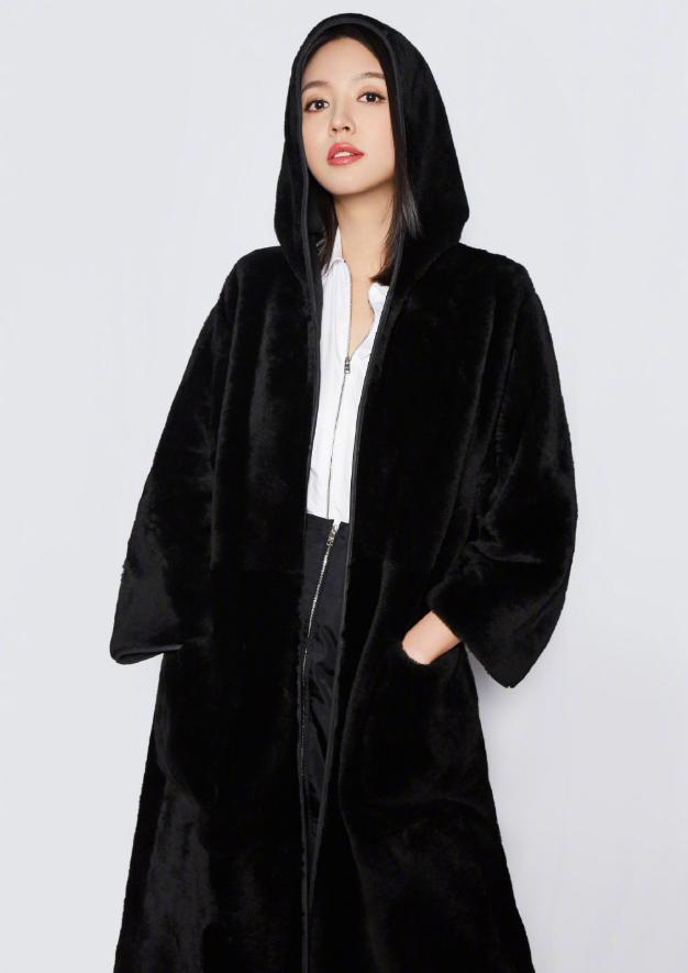 世界小姐冠军张梓琳现身机场,世界小姐张梓琳晒孕期素颜照