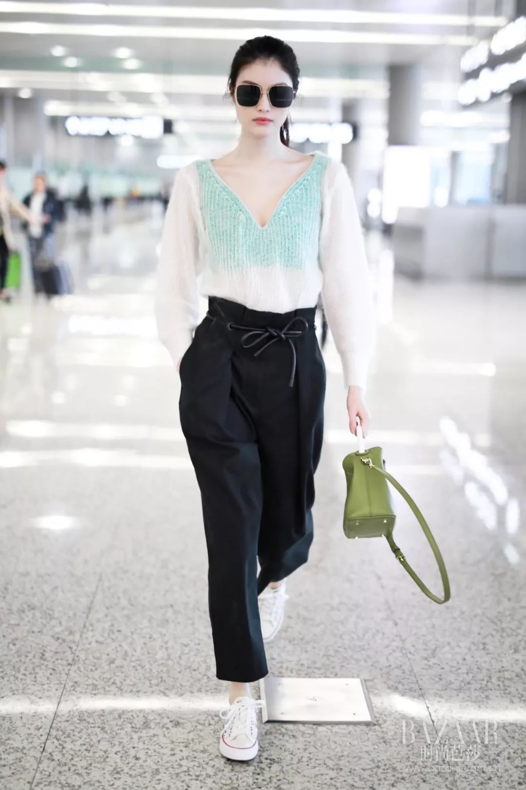 李宇春和关晓彤站一起,关晓彤与李宇春同框