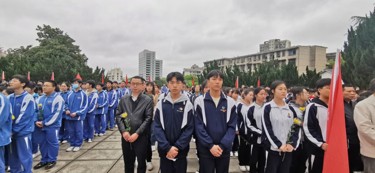 2021湘潭市第二中学,湘潭市二中是公立学校吗