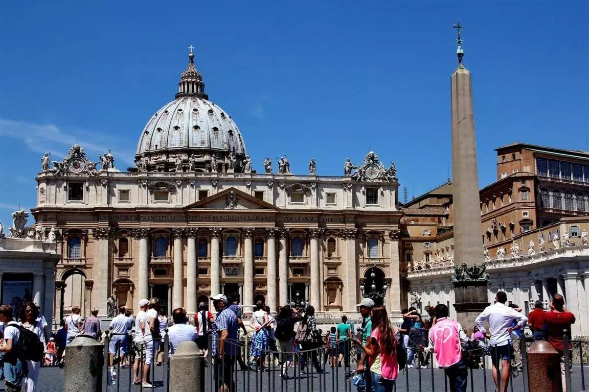 意大利人不想吞并梵蒂冈吗,意大利二战期间为什么不打梵蒂冈