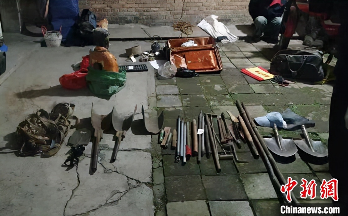 一公司给员工发6100万,一公司给员工发1亿多年终奖