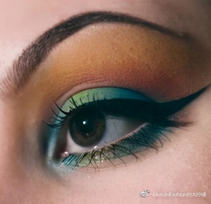 kiko最新彩妆,kiko彩妆官方专卖店什么意思