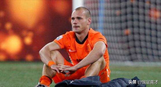 告别！飞翔的荷兰人明日退役，荷兰三棍客都已是职业生涯暮年