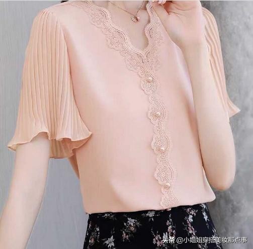 夏季有一种衫叫穿上时尚大气显嫩,新发现超好看的衣服