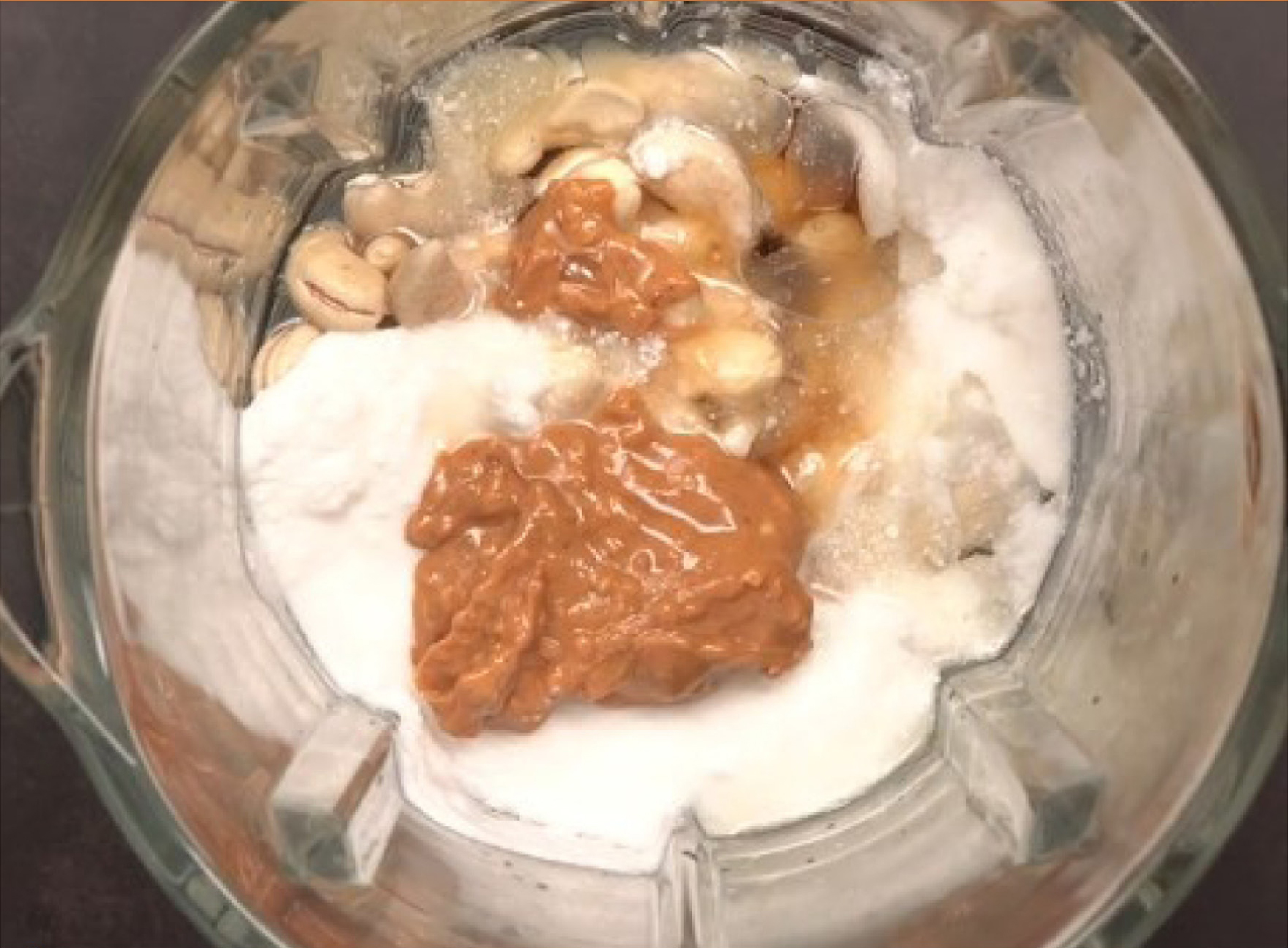 用电饭煲做云朵蛋糕不用烤箱,电饭煲自制香蕉蛋糕不用烤箱