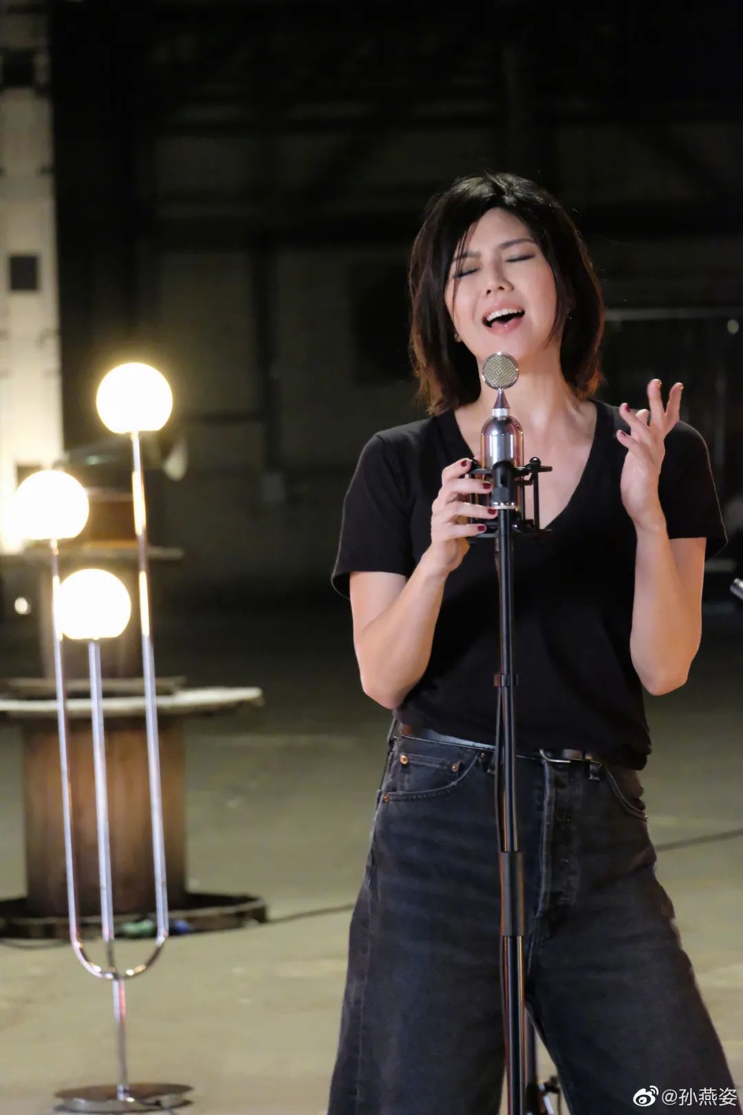 孙燕姿被称冷门歌手后大家的反应,孙燕姿重回舞台