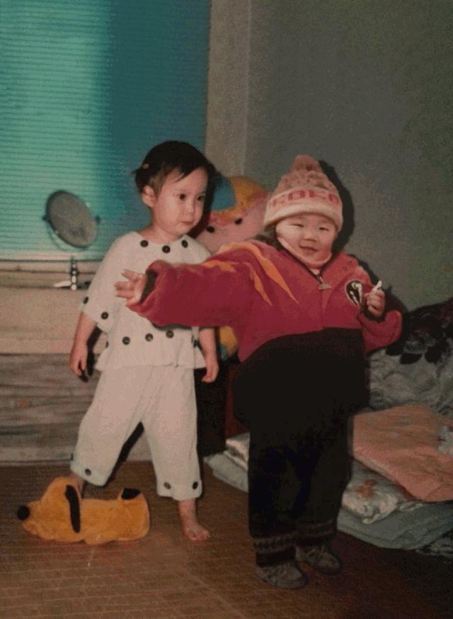 亮了！150对情侣打小不认识，却在这个照相馆里拍成“青梅竹马”