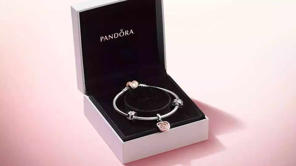 十大顶级轻奢珠宝品牌,最成功的珠宝品牌