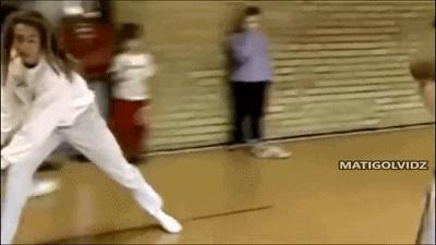 单赛季50球难吗,单赛季进50球的球员