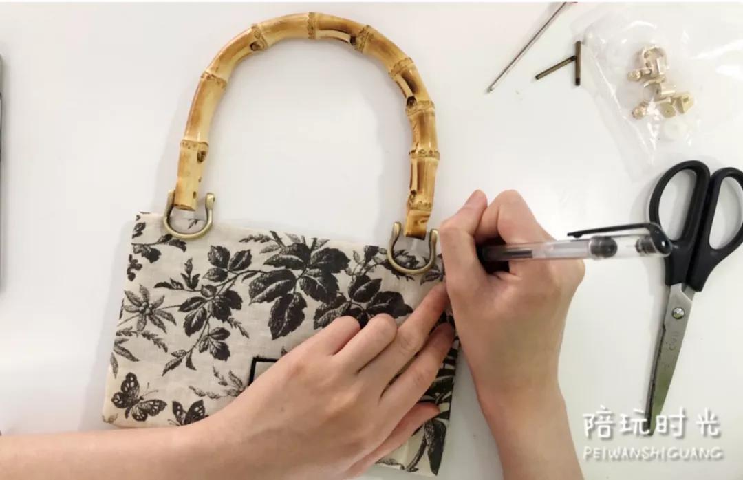 gucci新款包包经典黑色大,gucci小包包经典款