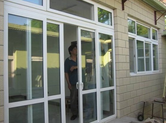 塑钢厕所门玻璃更换教程,塑钢窗户玻璃胶条更换过程
