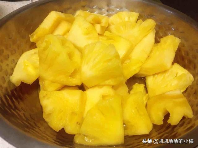 菠萝怎么吃对胃有好处,喝酒前吃菠萝能解酒吗