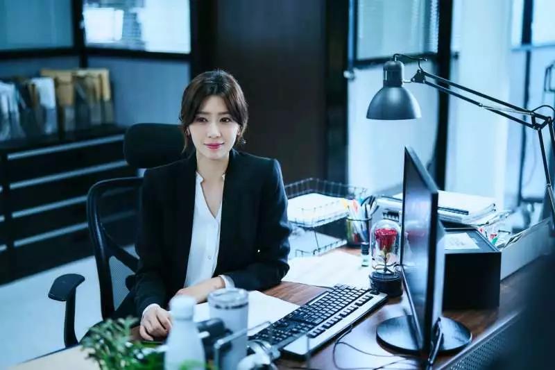 红楼梦草蛇灰线伏脉千里情节,红楼梦草蛇灰线伏脉千里什么意思