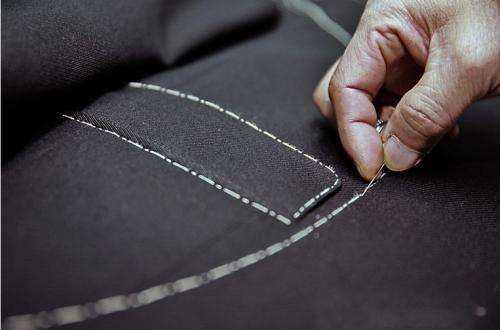 量身定制衣服需要注意哪里,什么是服装私人定制